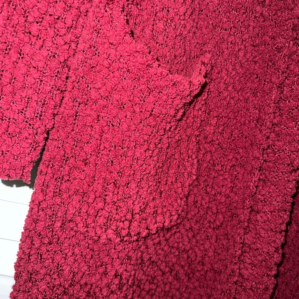 Cozy Open-Front Women's Sweater Cardigan in Deep Burgundy - Picture 3 of 6